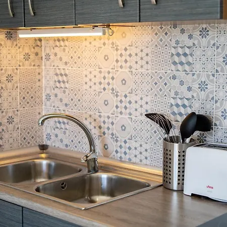 アパート New & Renovated Vacation *