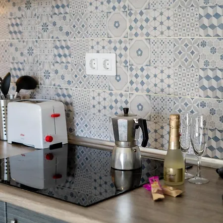 Apartment New & Renovated Vacation *