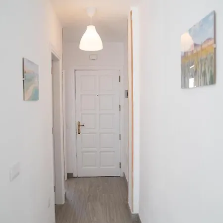 アパート New & Renovated Vacation *